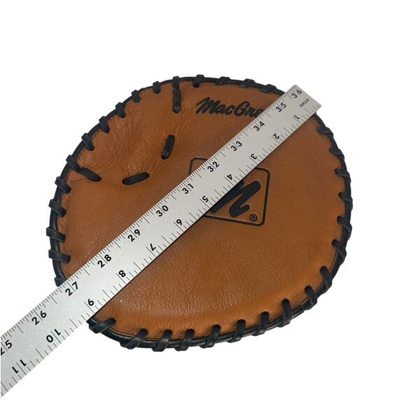 MacGregor Infield Training Baseball Glove RHT Fits Left Hand Right Hand Thrower - Picture 3 of 3